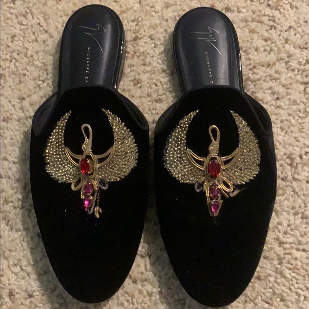 Giuseppe Zanotti slides black